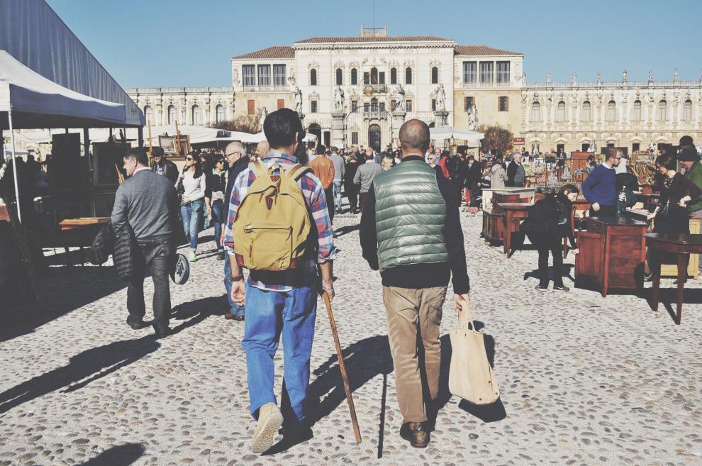 Vintage scouting with friends